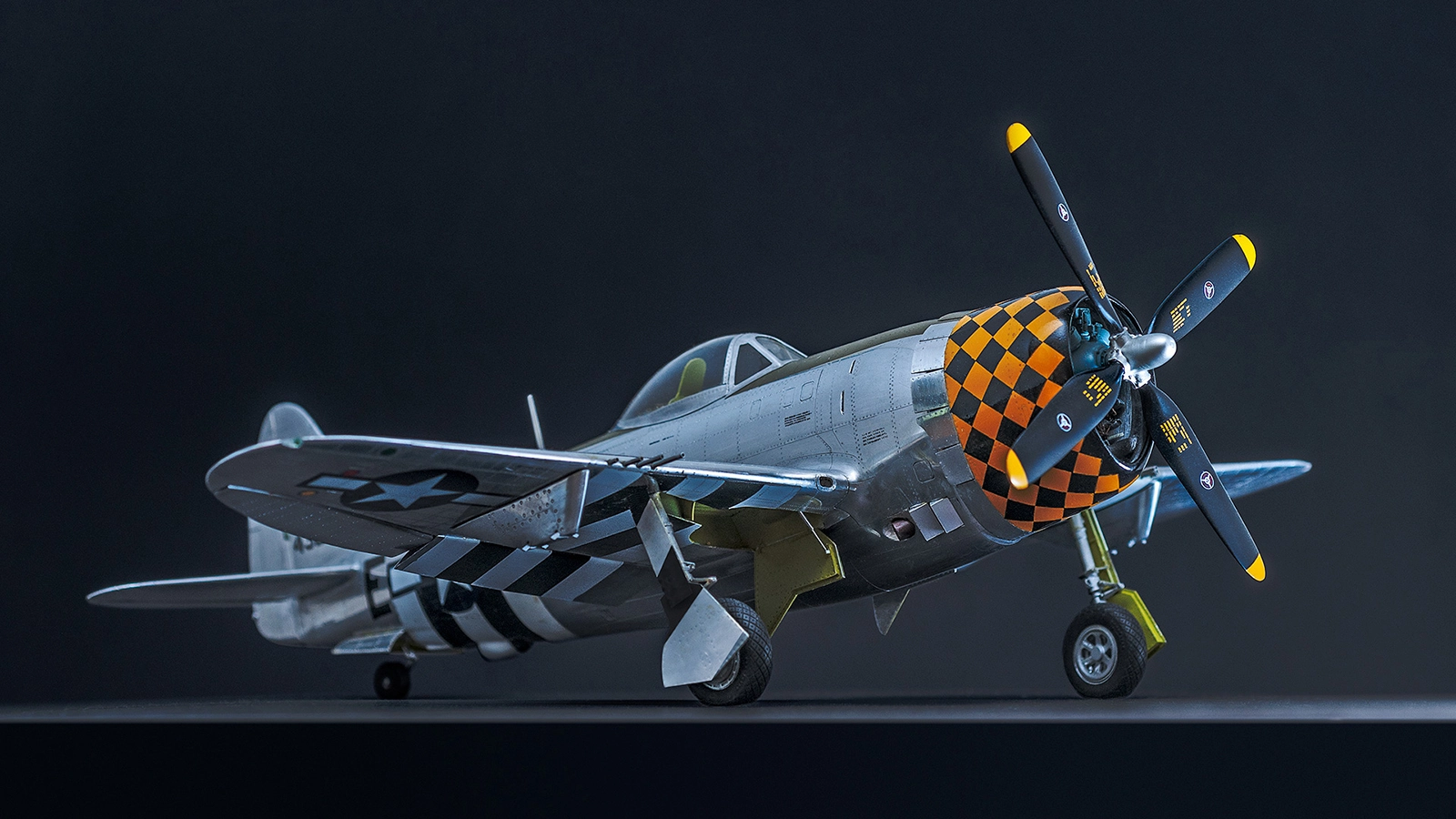 Precise Modeling handcrafted scale model